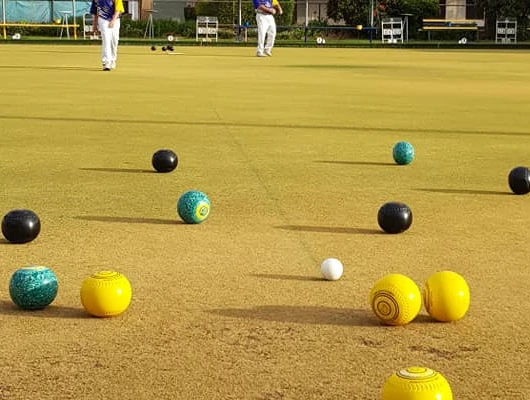 barefoot bowls Trangie nsw